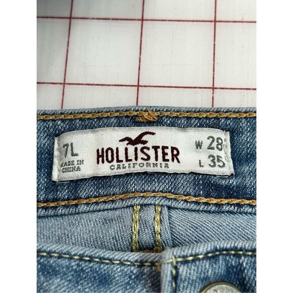 Hollister size 7L butterfly boot cut jeans distressed - Picture 7 of 11